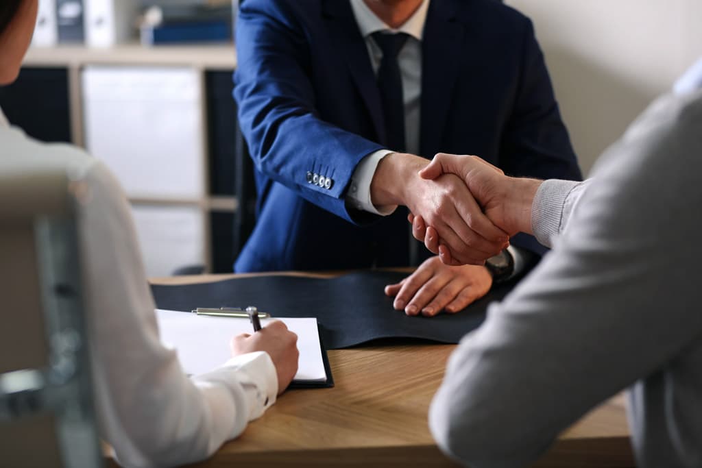 ¿Cómo trabajan nuestros abogados en A Coruña?