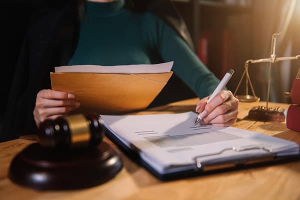 Abogados deudas en A Coruña