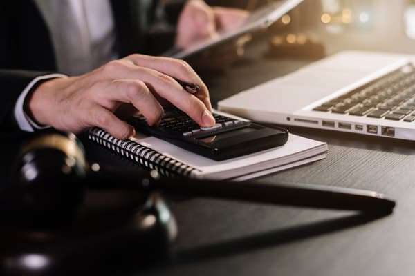 Abogados deudas en A Coruña
